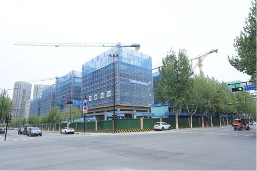 濟南高新區規范標準化圍擋施工,助力品質城區建設